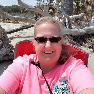 Meet your Posher, Carla